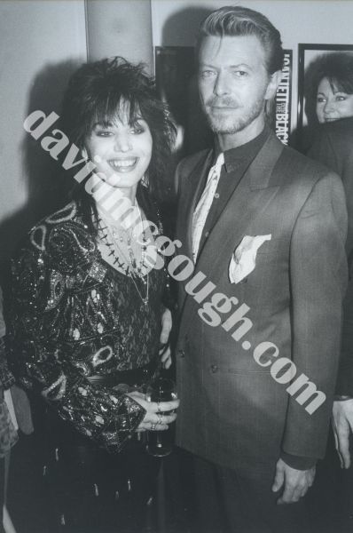Joan Jett and David Bowie 1989, NY.jpg